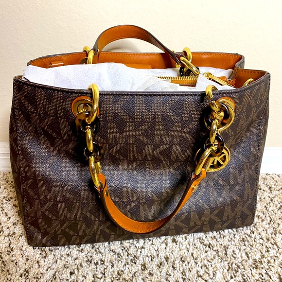 Michael Kors bag new without tags - Picture 1 of 4